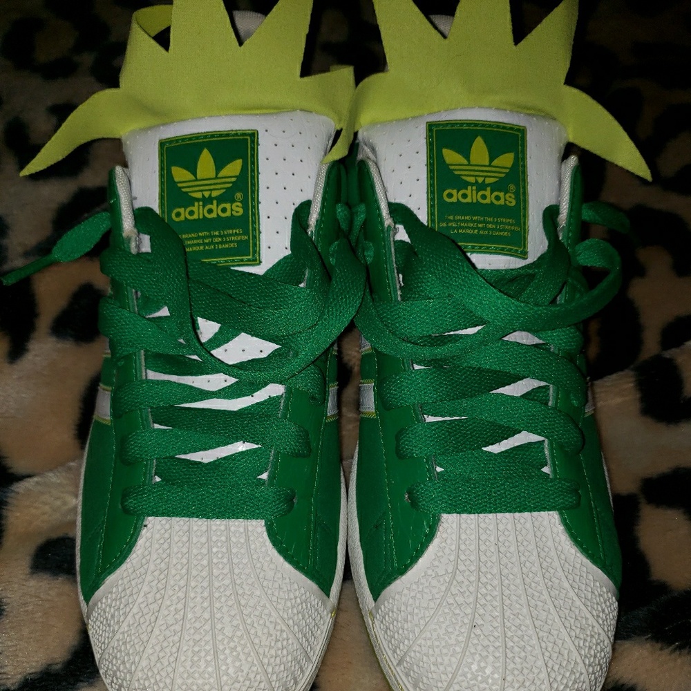 *SOLD* ADIDAS Kermit The Frog Superstars RARE